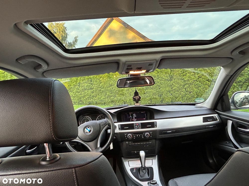 BMW Seria 3 - 36