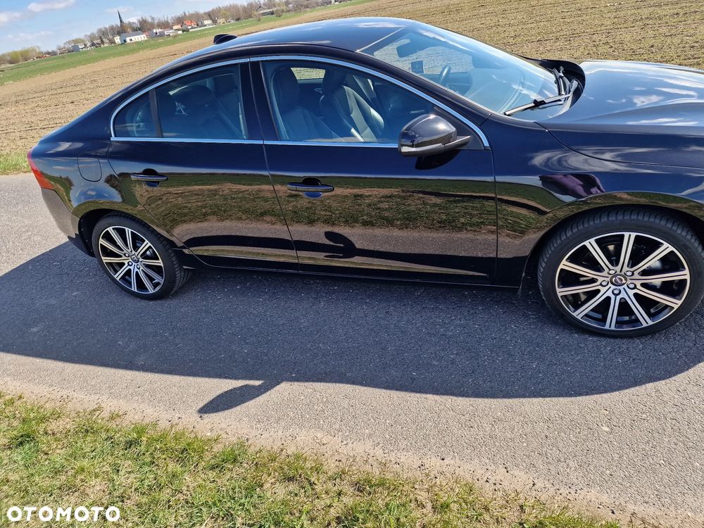 Volvo S60 D4 Geartronic Momentum - 11