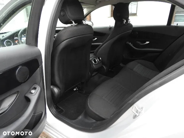 Mercedes-Benz Klasa C 180 (BlueTEC) d 7G-TRONIC - 14