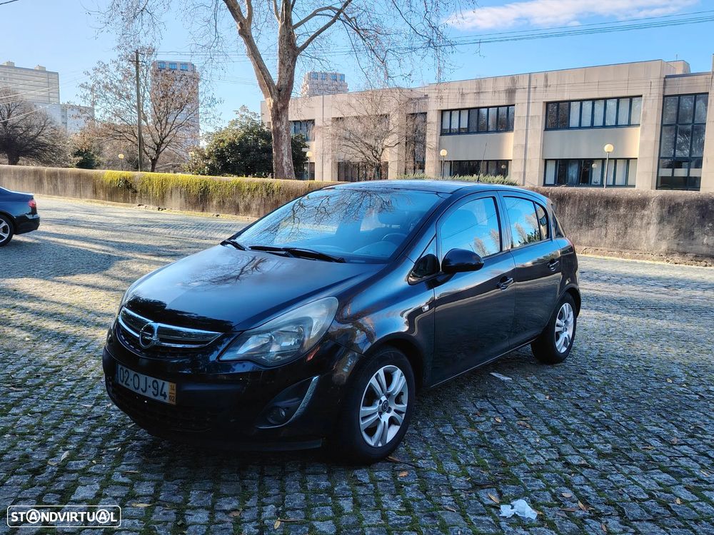 Opel Corsa 1.2 Enjoy FlexFuel - 2