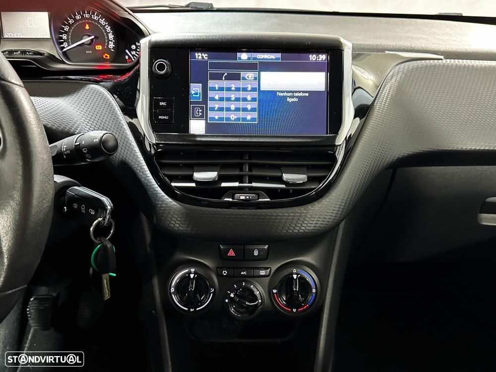 Peugeot 2008 1.2 PureTech Allure - 14