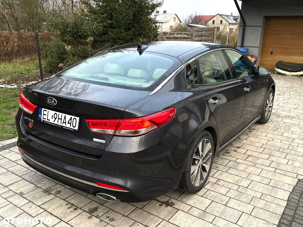 Kia Optima 1.7 CRDI XL DCT - 6