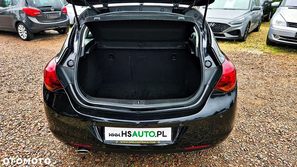 Opel Astra 1.4 T Cosmo - 32