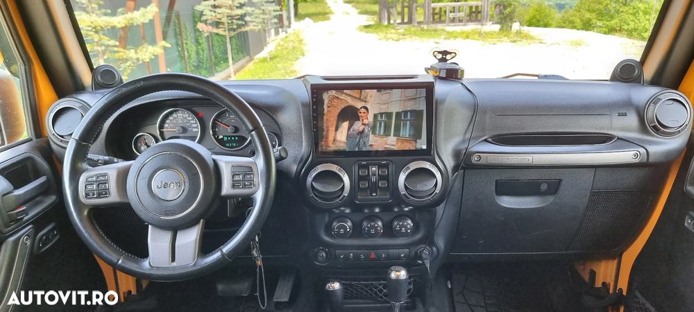 Jeep Wrangler - 27