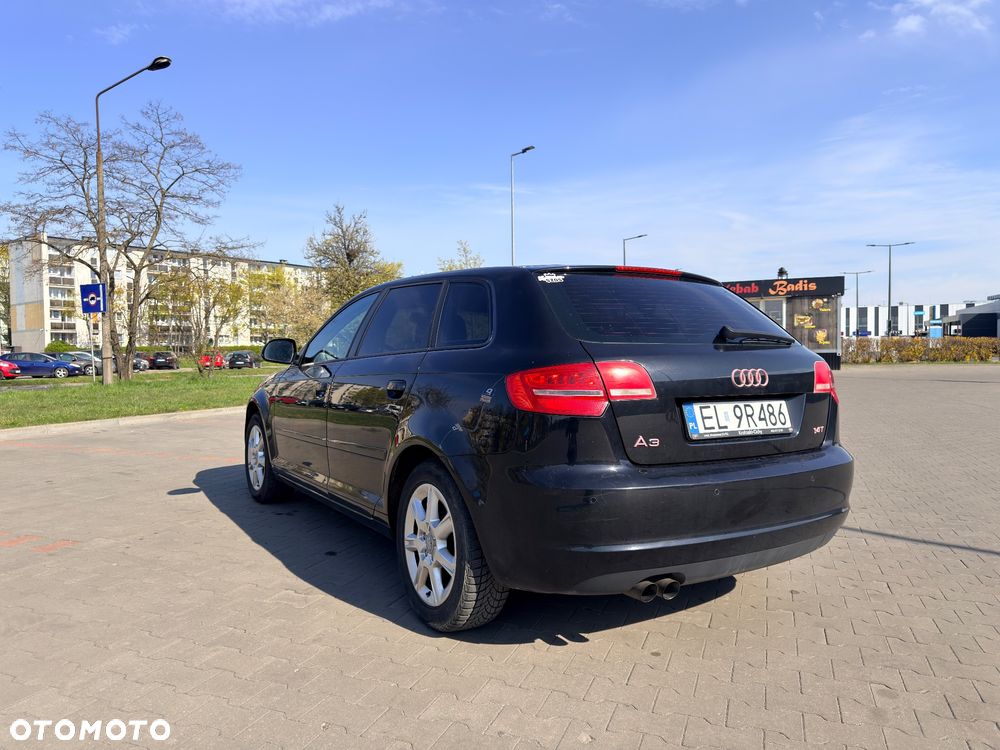 Audi A3 Sportback - 6