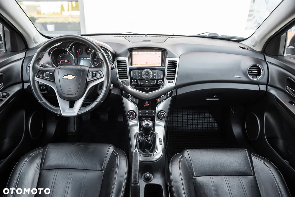 Chevrolet Cruze ver-1-8-ls-klm- - 26