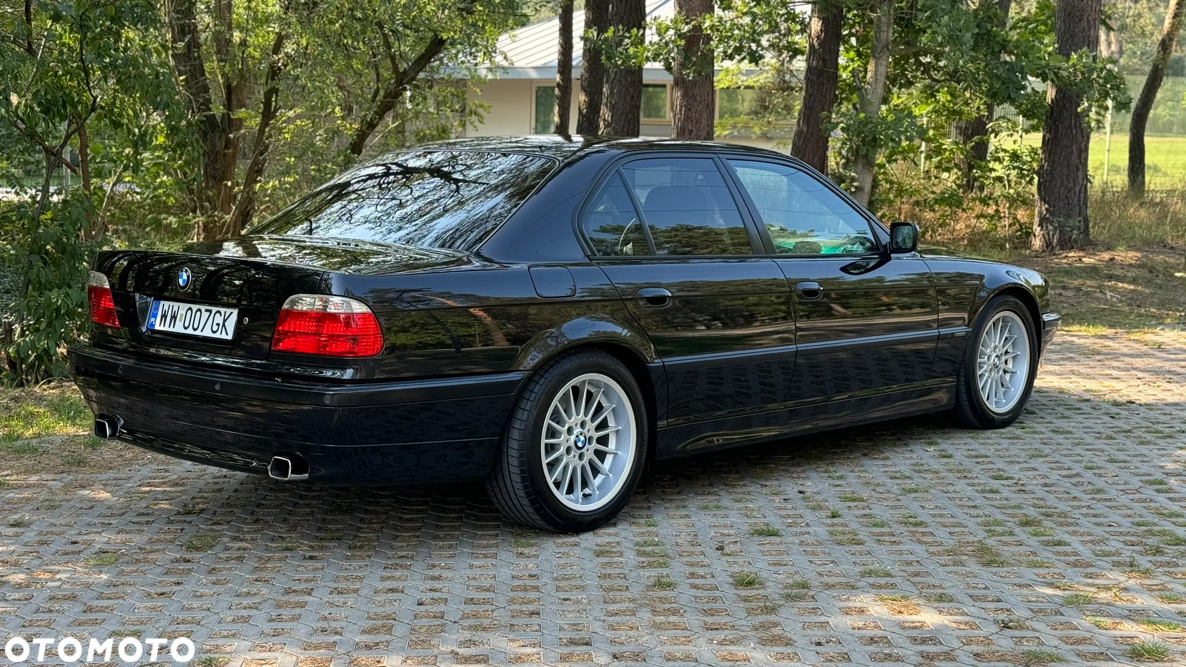 BMW Seria 7 740i - 4