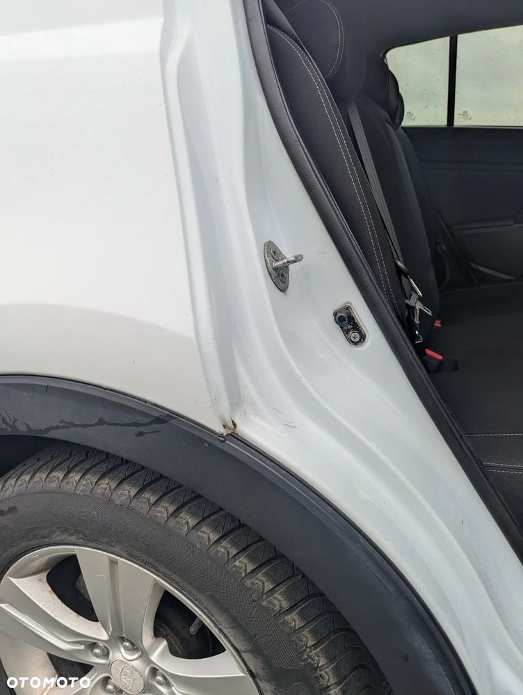 Kia Sportage 2.0 L - 5