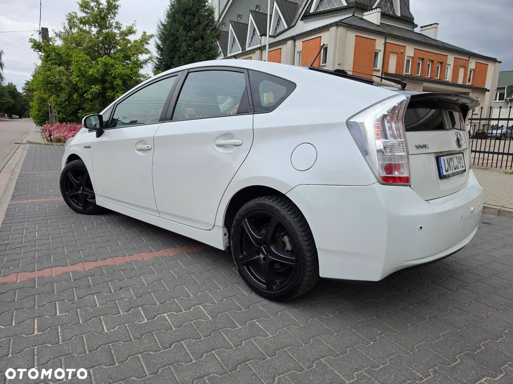 Toyota Prius 1.8 HSD Sol - 5
