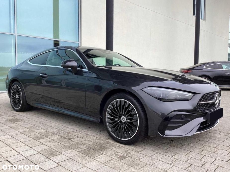 Mercedes-Benz CLE 300 mHEV 4-Matic AMG Line - 2