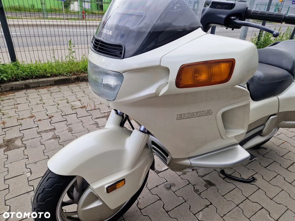 Honda PC - 20