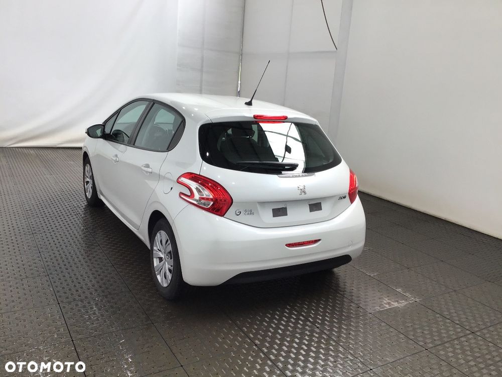 Peugeot 208 1.2 VTi Access - 28