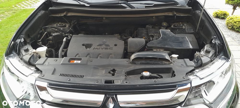 Mitsubishi Outlander - 5