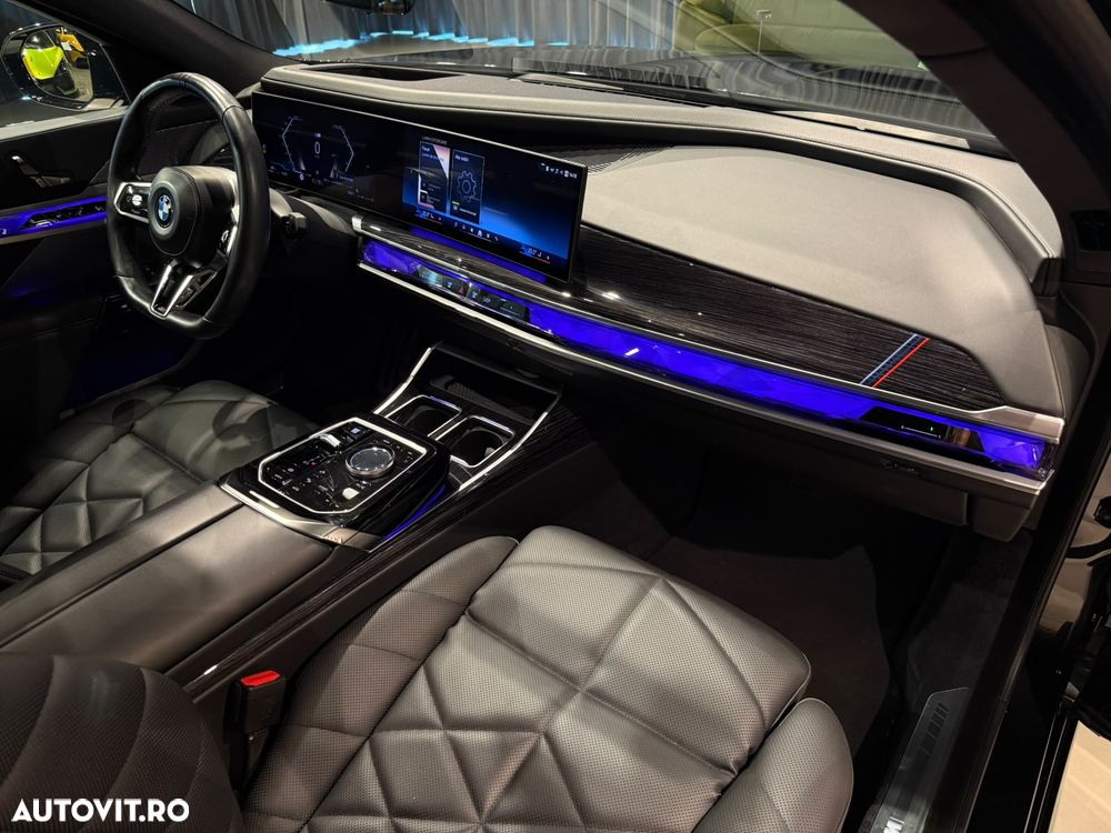 BMW Seria 7 - 29