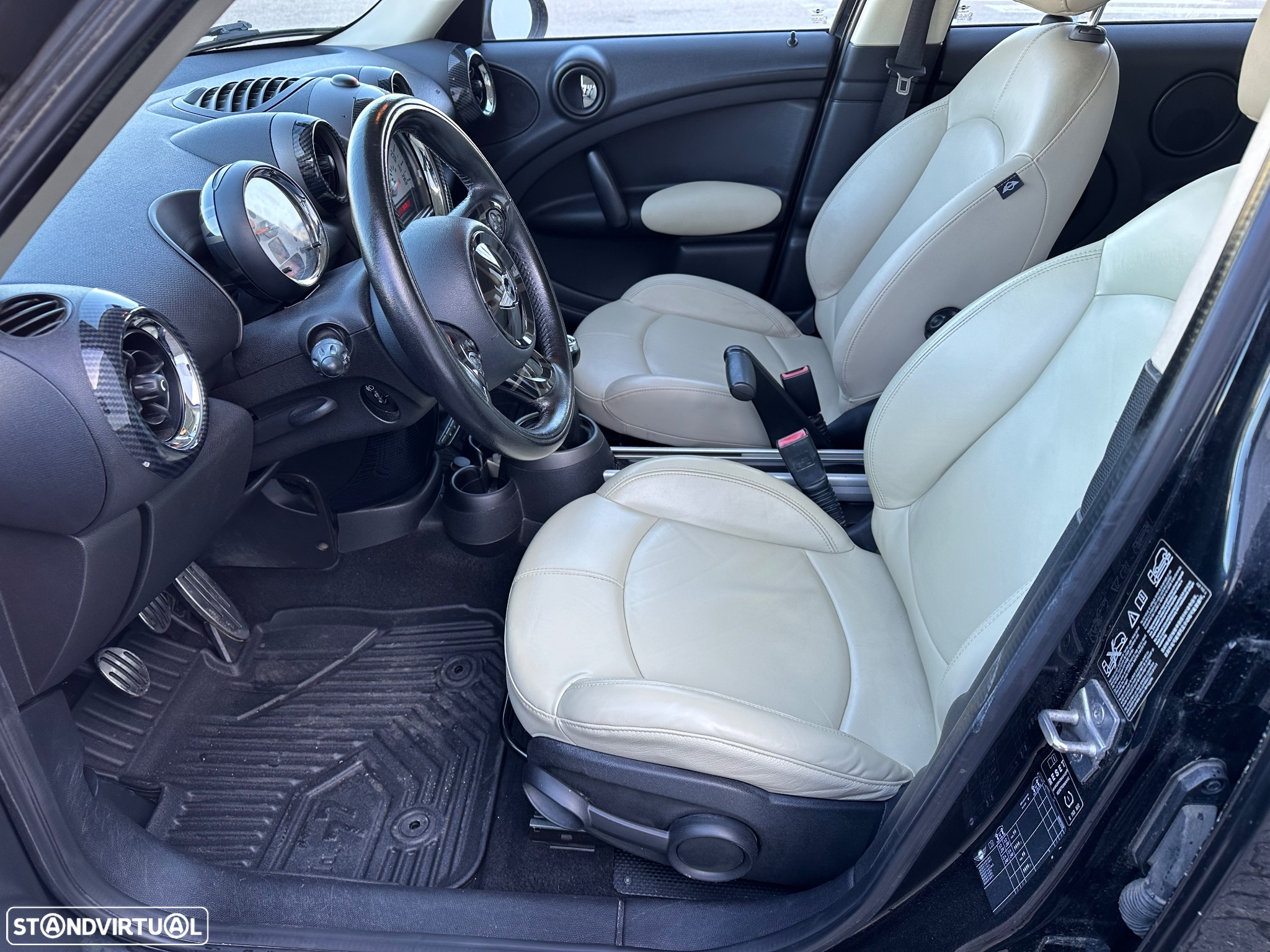 MINI Countryman Cooper D ALL4 - 14