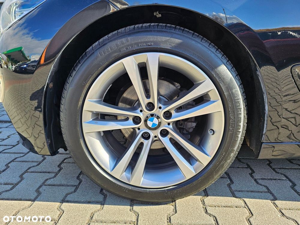 BMW 318D 2019 photo 4