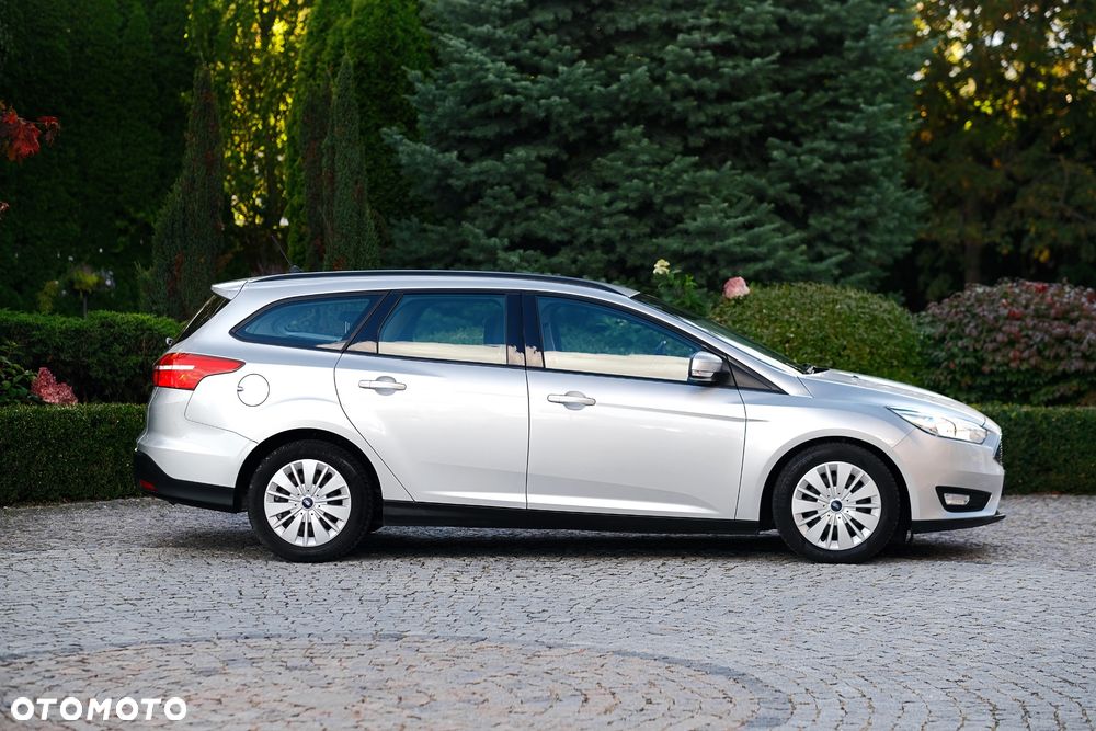 Ford Focus 1.6 Trend Sport PowerShift - 5