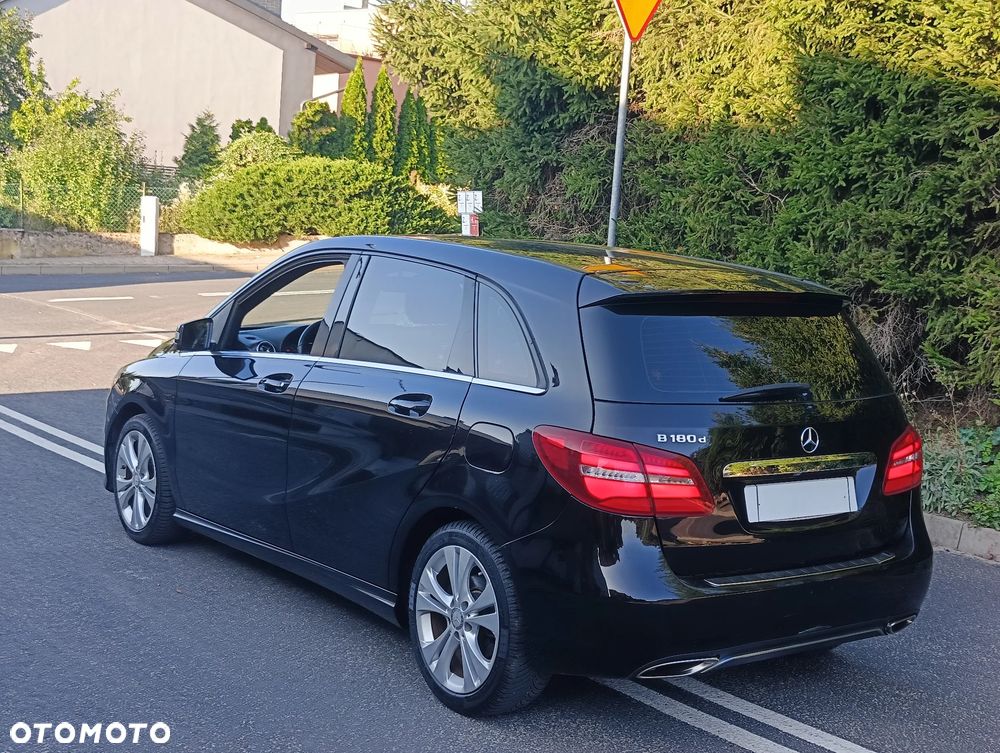 Mercedes-Benz Klasa B 180 CDI BlueEFFICIENCY Edition - 4