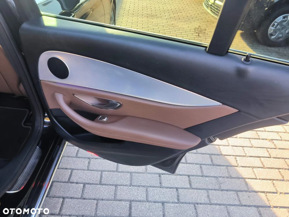 Mercedes-Benz Klasa E 200 d 9G-TRONIC - 15
