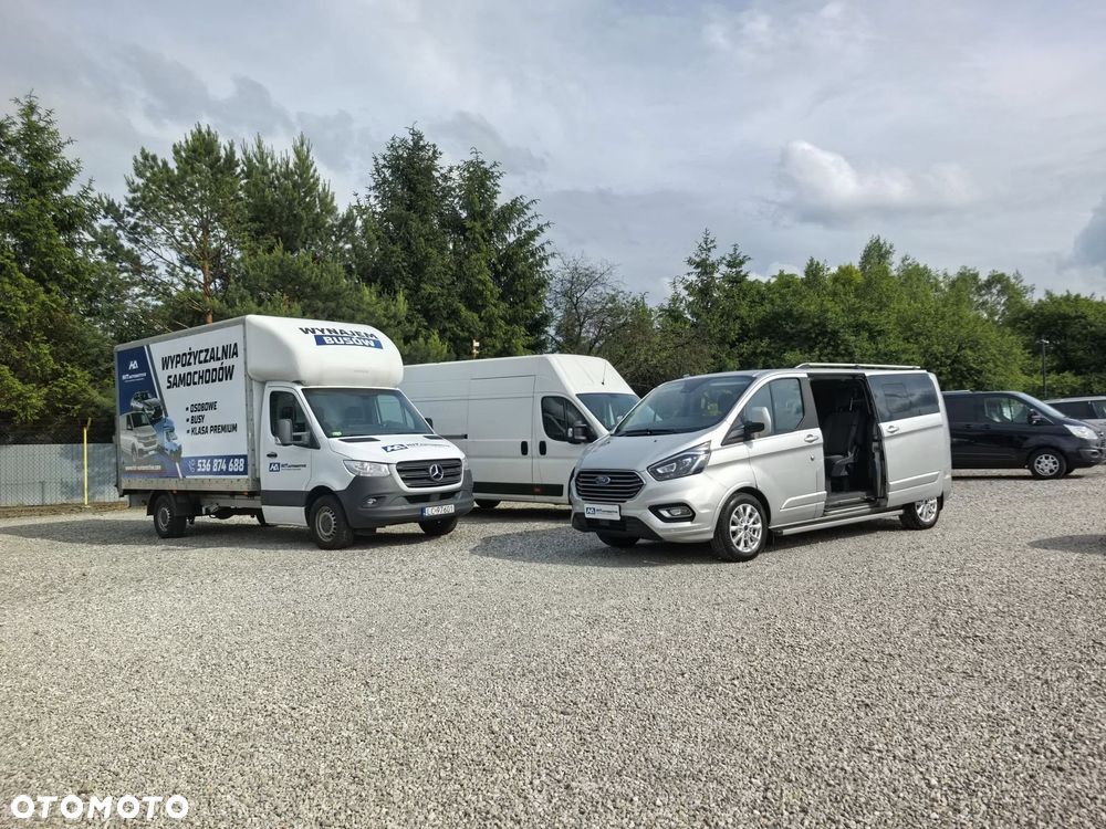 Ford Tourneo Custom - 23