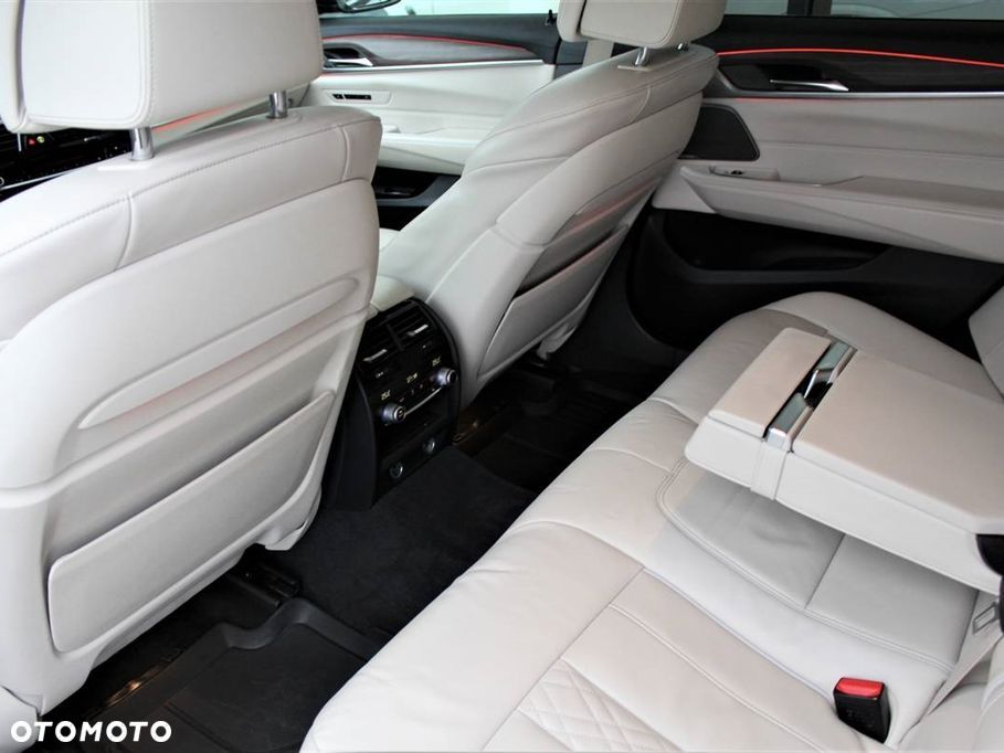 BMW 6GT 630d xDrive Luxury Line - 32