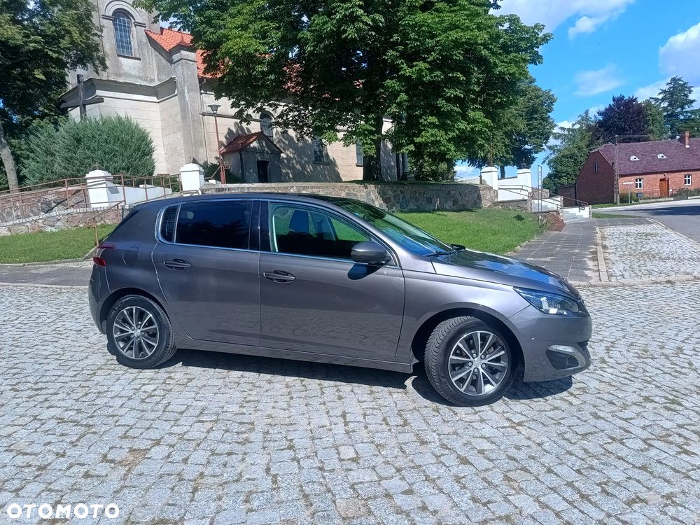 Peugeot 308 1.6 BlueHDi Allure S&S - 28