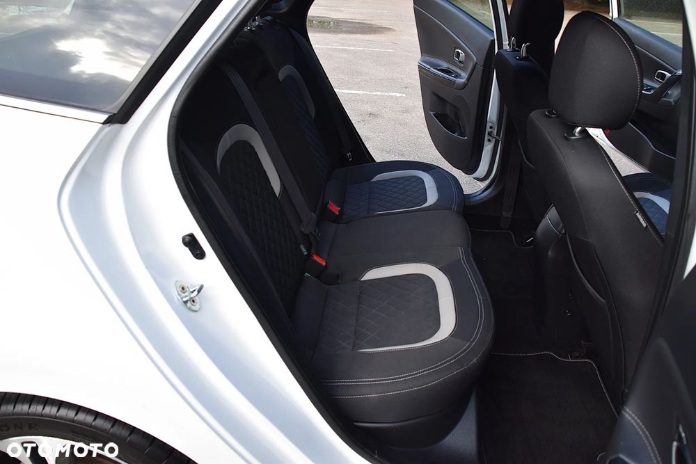 Kia Ceed 1.6 CRDi 136 DCT ISG GT Line - 31