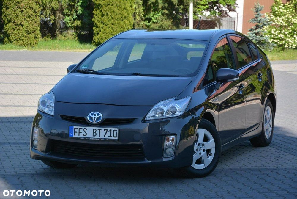 Toyota Prius - 2