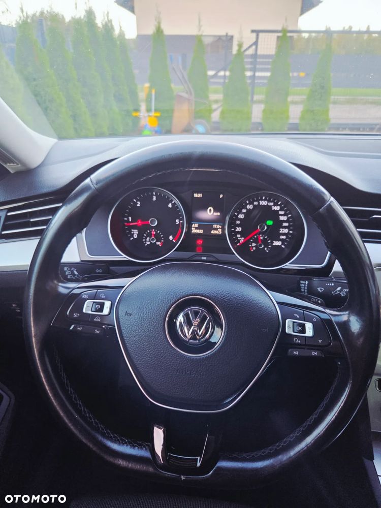 Volkswagen Passat 2.0 TDI BMT Comfortline DSG - 17
