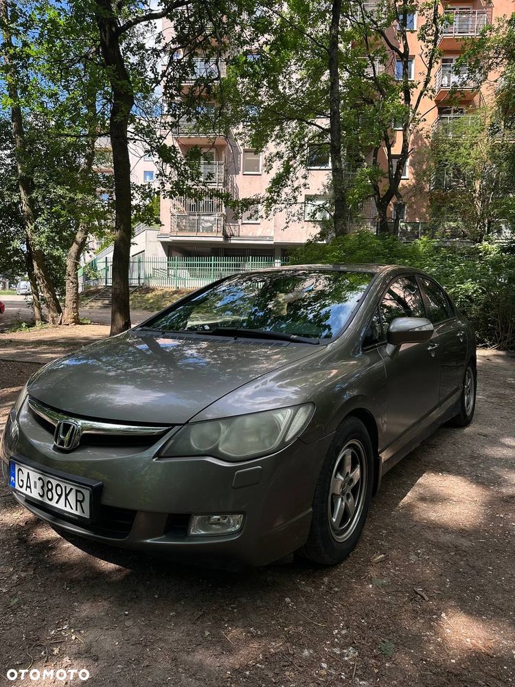 Honda Civic 1.8 Executive - 3
