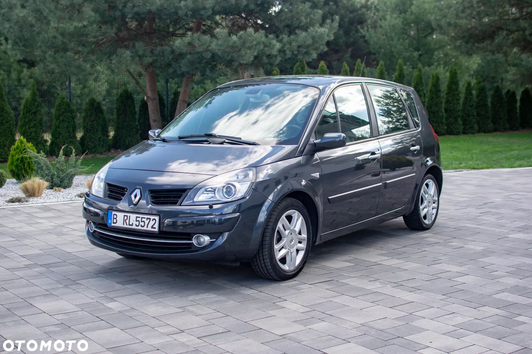 Renault Scenic 2.0 16V Dynamique - 1