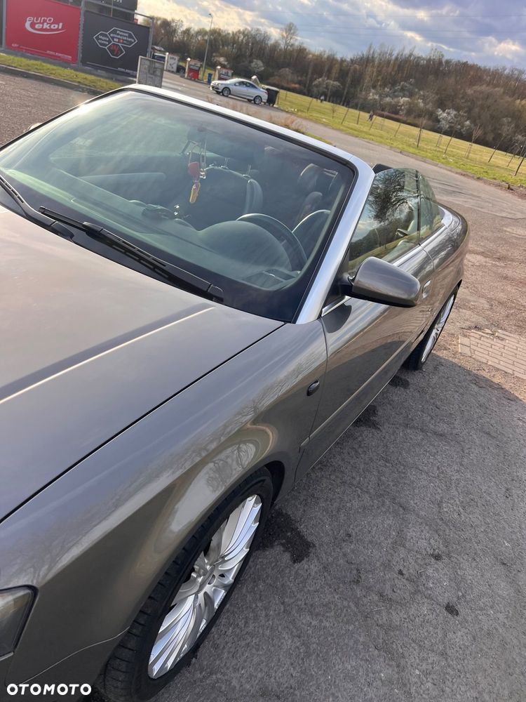 Audi A4 Cabrio 1.8 T - 12