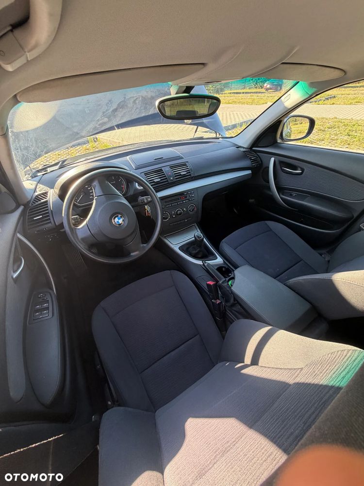 BMW Seria 1 - 16