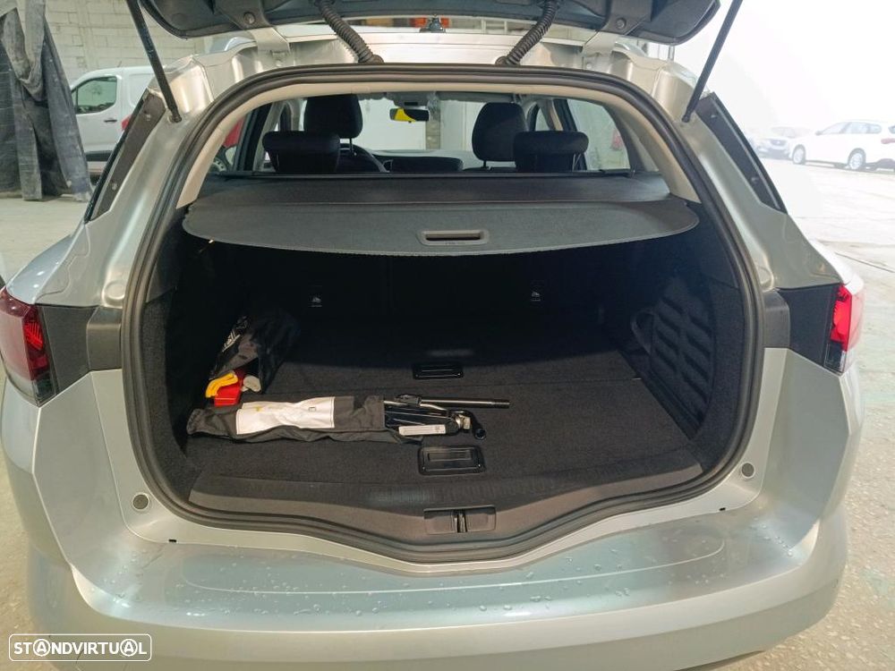 Renault Mégane Sport Tourer 1.5 Blue dCi Limited EDC - 9