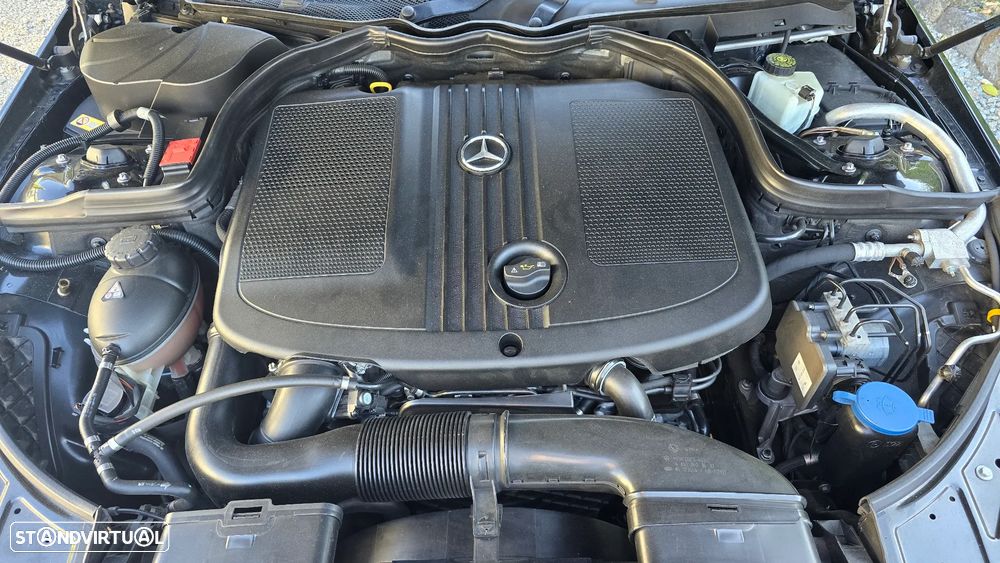 Mercedes-Benz E 250 CDi Avantgarde BlueEfficiency Auto - 12