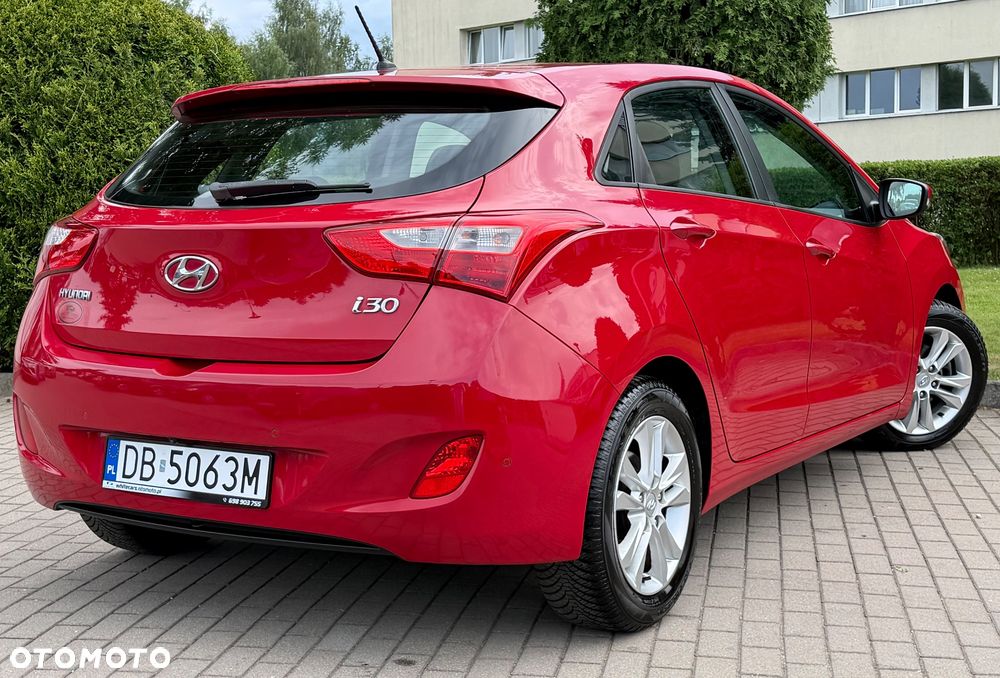 Hyundai i30 1.4 Premium - 4