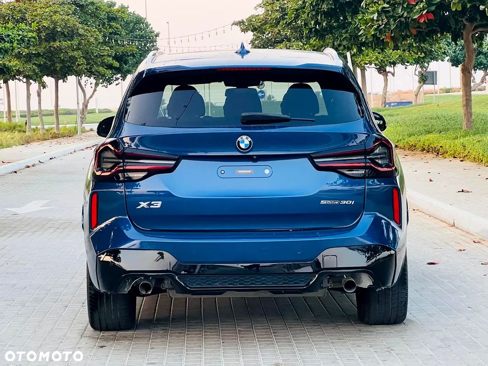 BMW X3 xDrive30i Luxury Line sport - 4