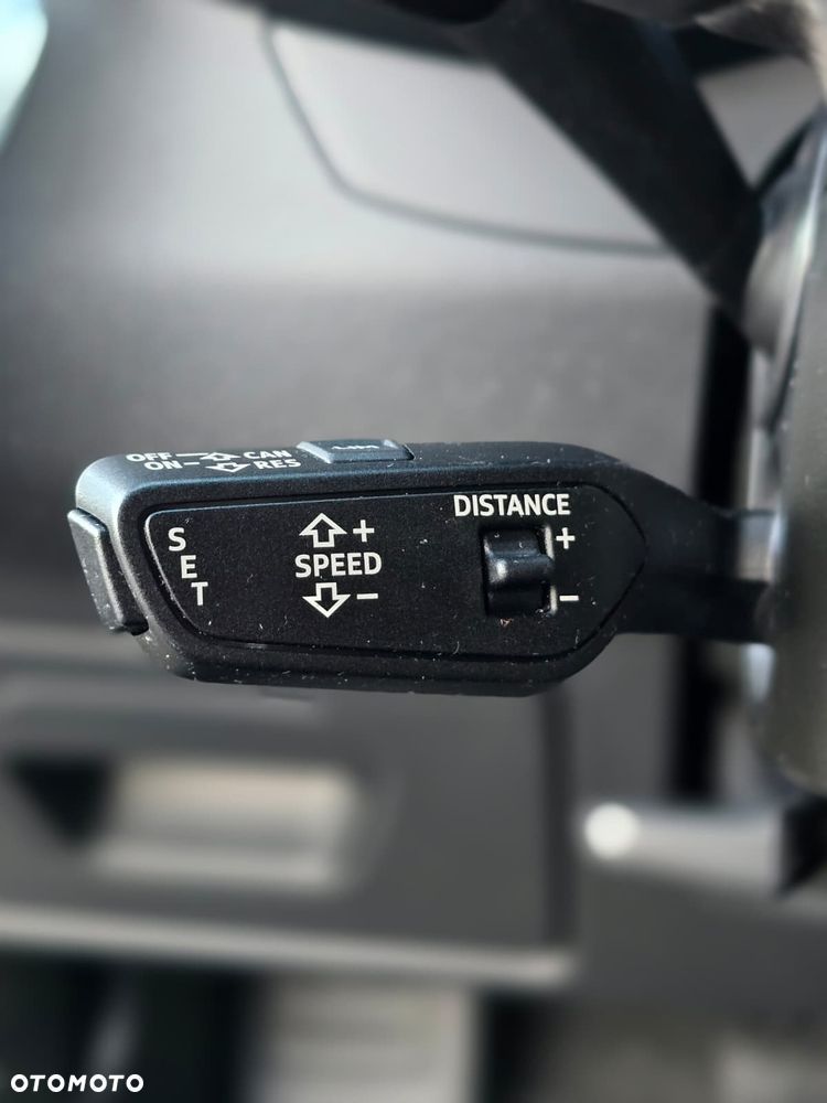 Audi A6 Avant 40 TDI S tronic - 32