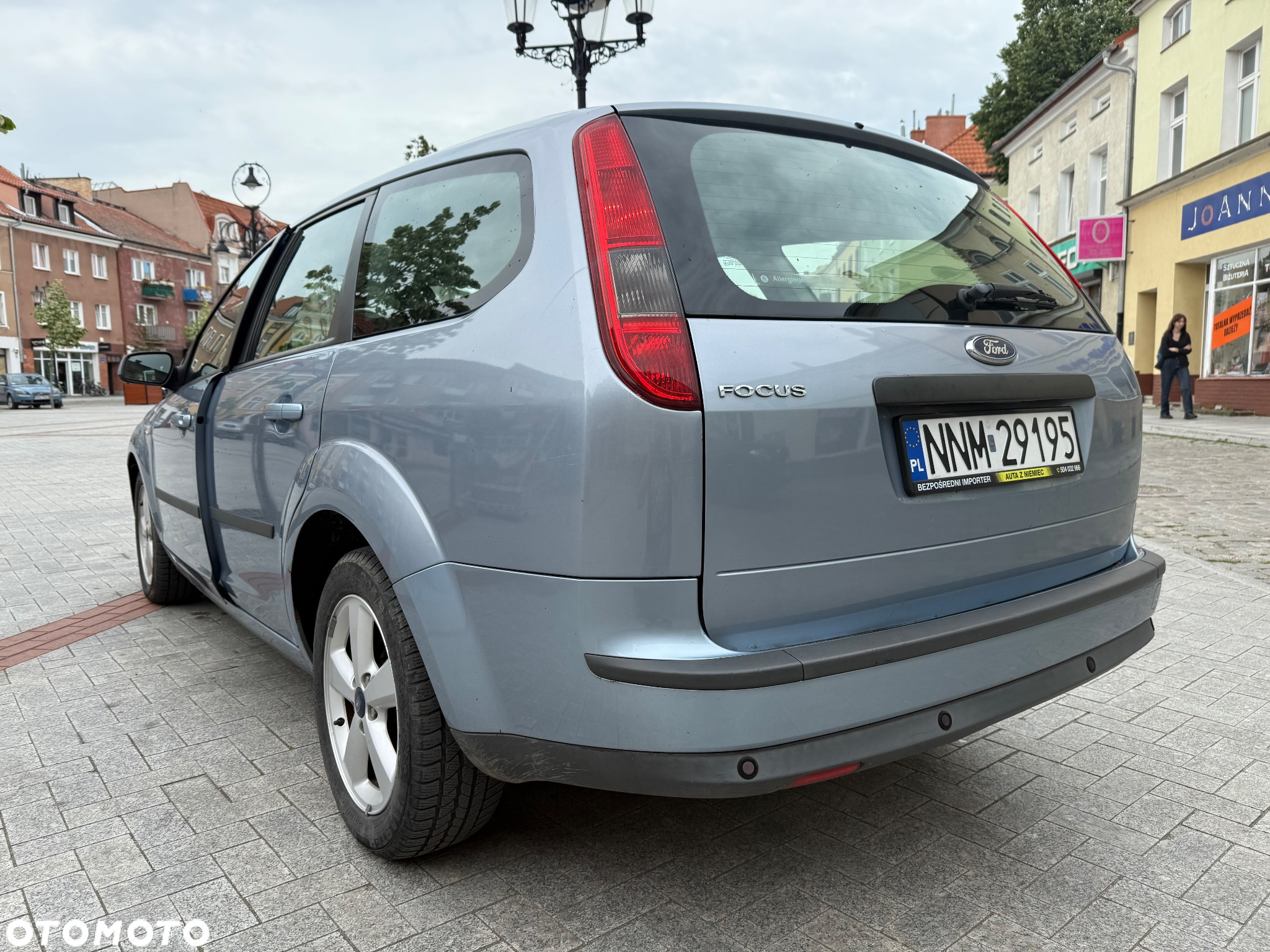Ford Focus 2.0 Trend + - 5