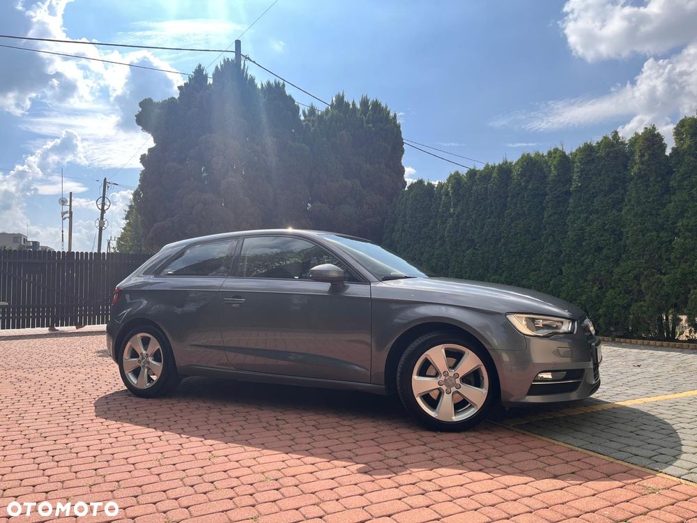 Audi A3 3-drzwiowe 2.0 TDI Ambiente S tronic - 2