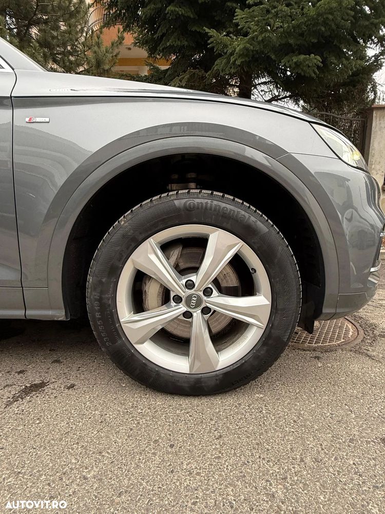 Audi Q5 55 TFSIe quattro S tronic S line - 16