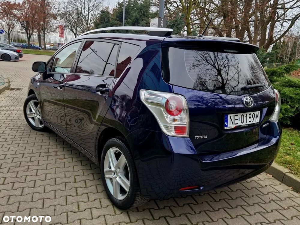 Toyota Verso 2.0 D-4D Edition - 3