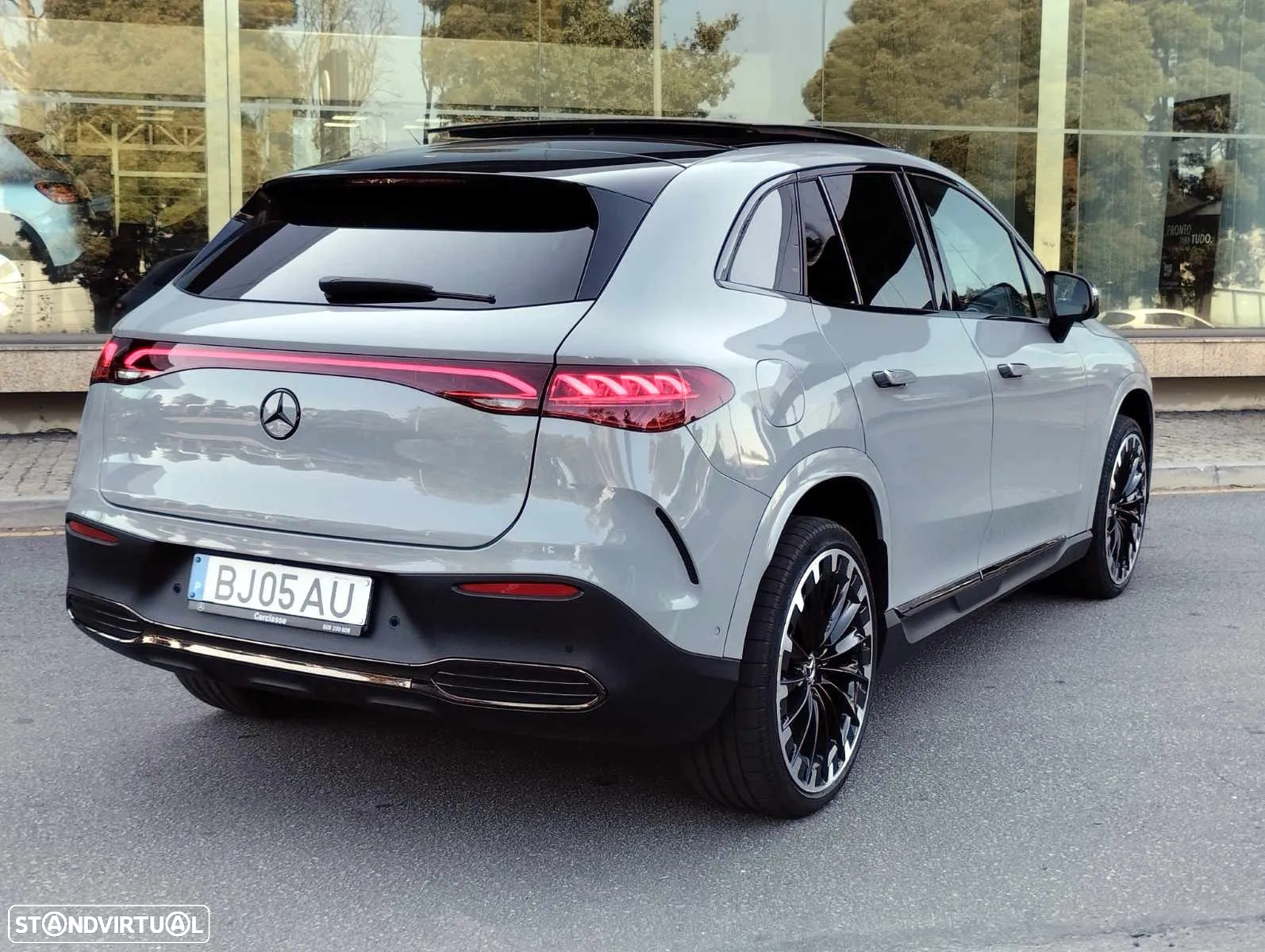 Mercedes-Benz EQE SUV 500 4Matic - 21