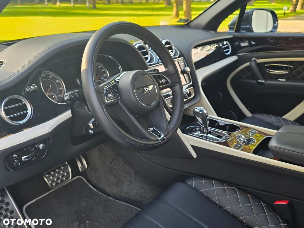 Bentley Bentayga W12 - 7