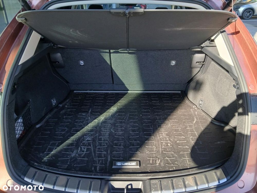 Lexus NX 450h+ Prestige AWD - 40