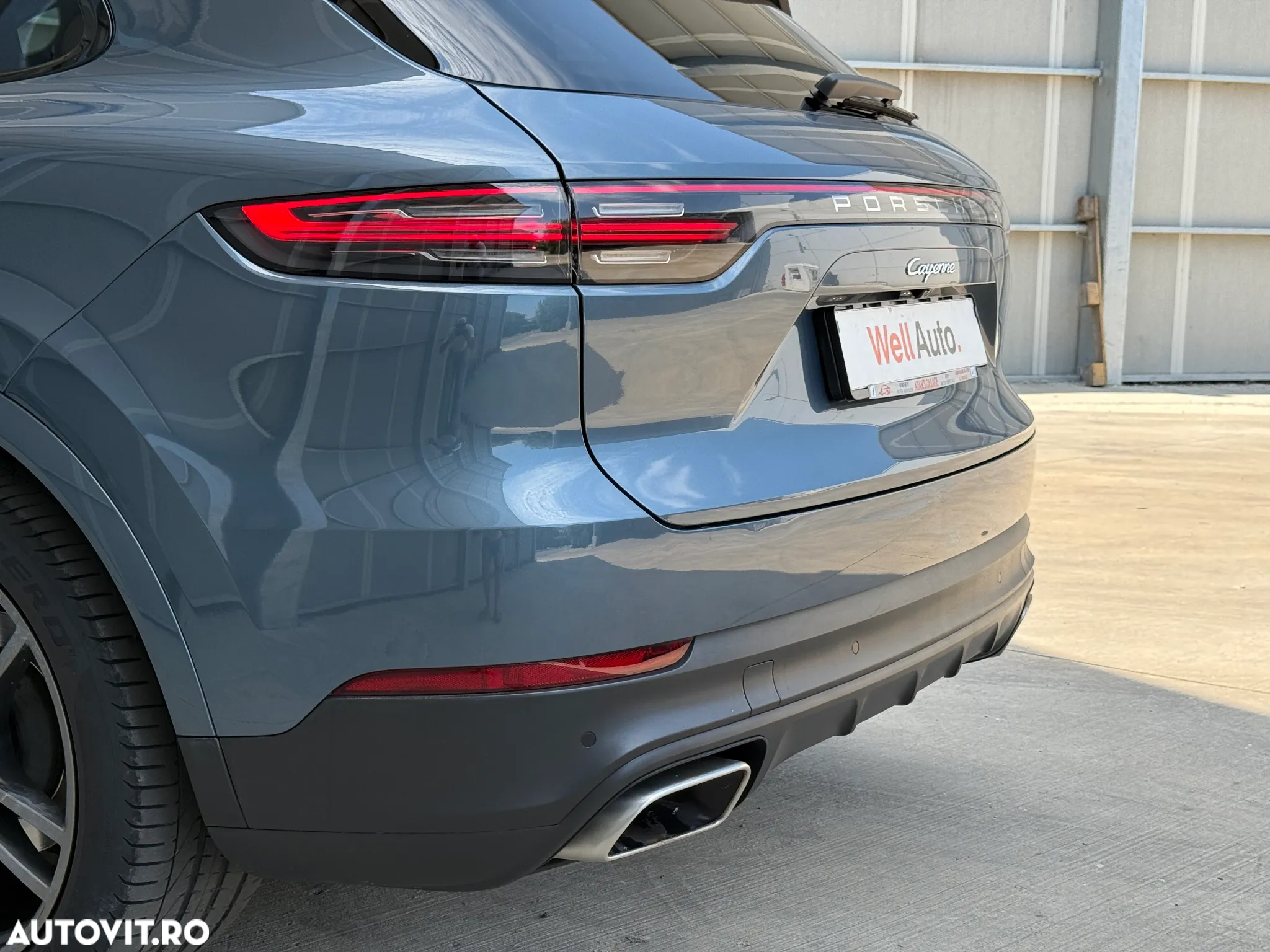 Porsche Cayenne Standard - 12
