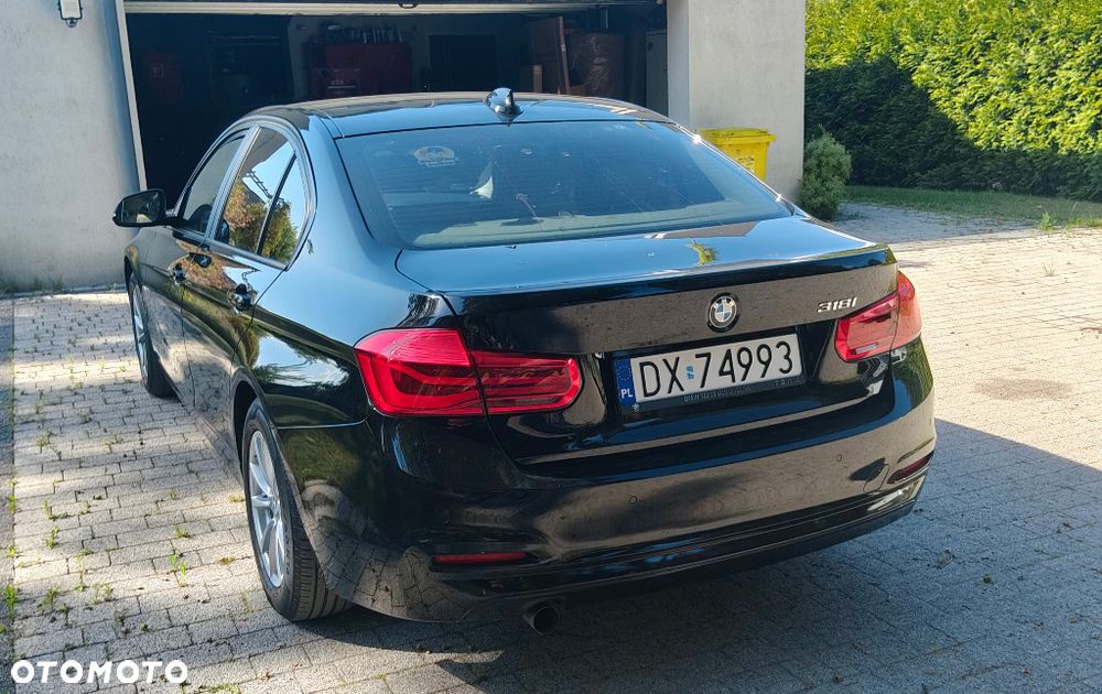 BMW Seria 3 318i GPF Luxury Line - 3