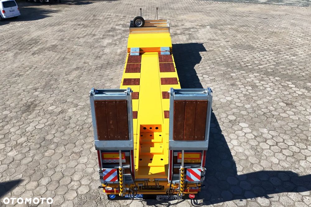 Inny 4 OSIOWA NACZEPA NISKOPODWOZIOWA - ZAGŁĘBIENIE NA ŁYŻKĘ KOPARKI - NAJAZDY HYDRAULICZNE - 21