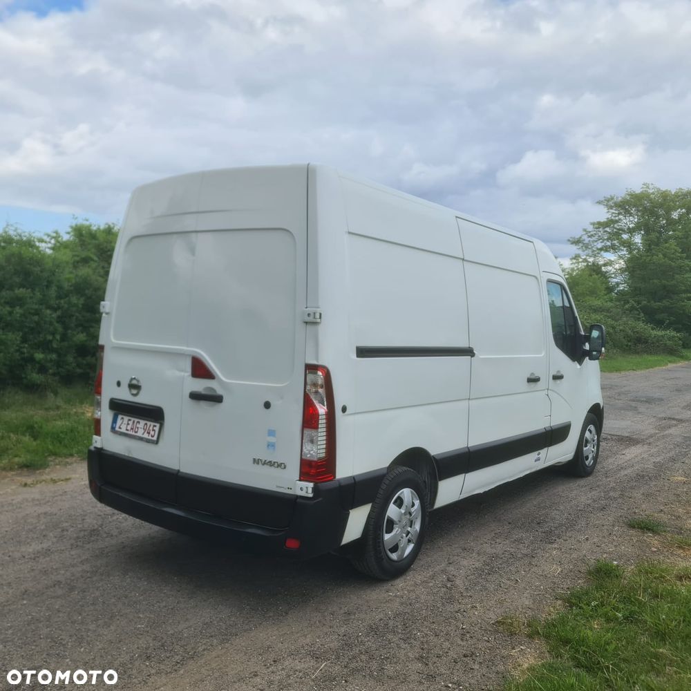 Nissan NV400 - 5