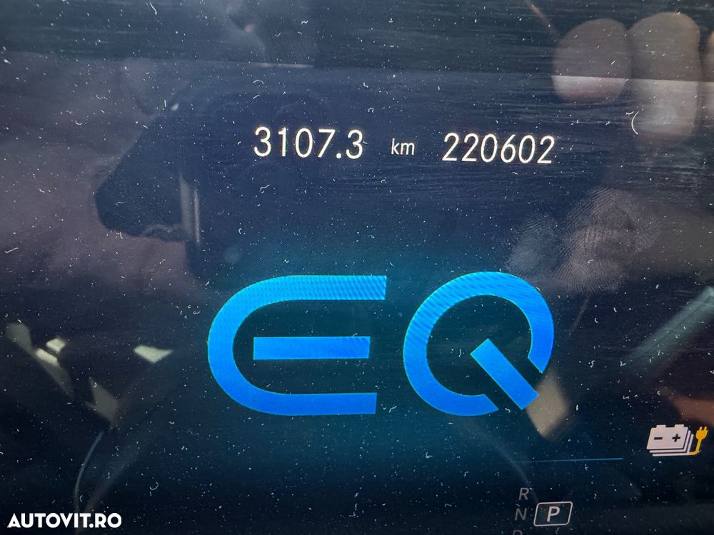 Mercedes-Benz A 250 e 8G-DCT - 7